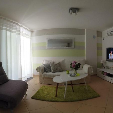 Apartment - Ivo Čižići Extérieur photo